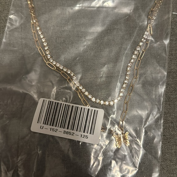5 for $15 ✨ Layered Rhinestone Butterfly Necklace - Picture 2 of 2